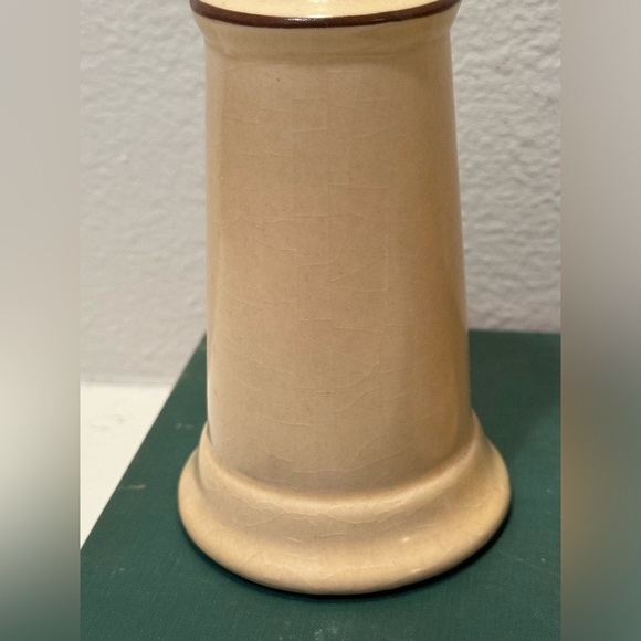 Vintage Pfaltzgraff Salt and Pepper Shakers Village Pattern - Picture 7 of 10